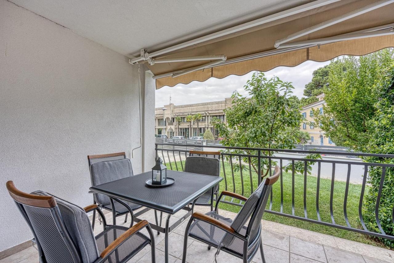 Apartments Claudio โปเรช ภายนอก รูปภาพ