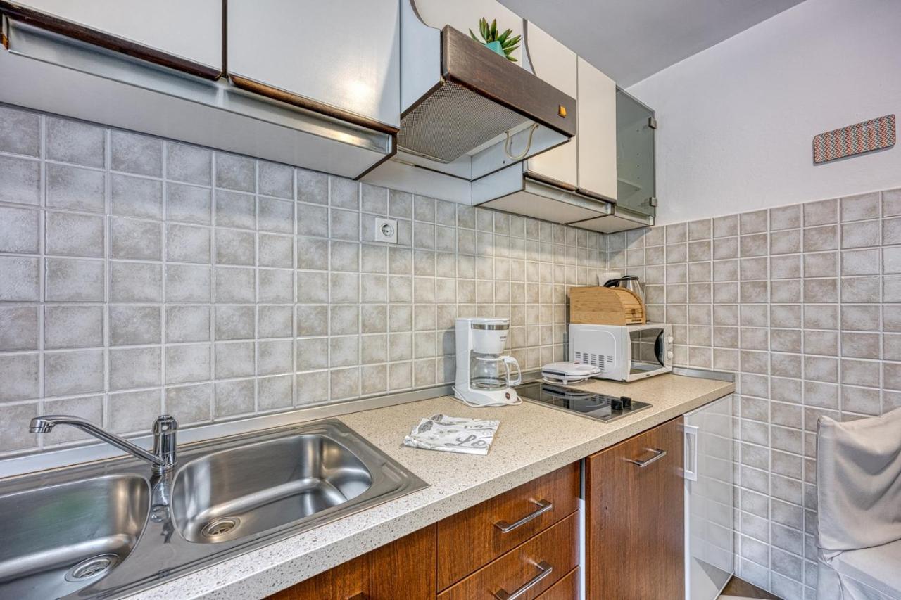 Apartments Claudio โปเรช ภายนอก รูปภาพ